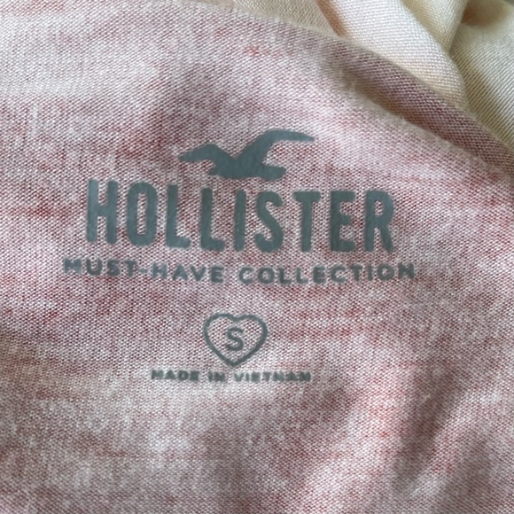 •Hollister• Must Have Collection Tie Dye Tee - Size Small - Picture 2 of 9